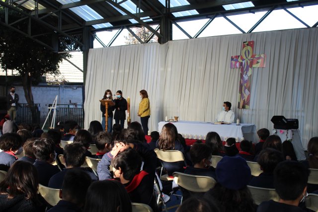 Eucaristía de Resurrección 2° y 3° Ciclo