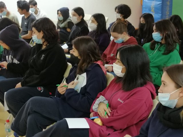 WEB NSDC 2022 - Proceso Vocacional_ Charla UDD (PAES) - IV Medios03