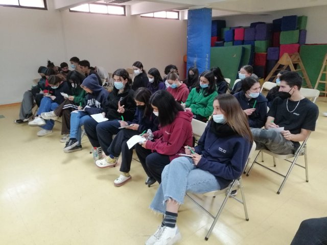 WEB NSDC 2022 - Proceso Vocacional_ Charla UDD (PAES) - IV Medios07