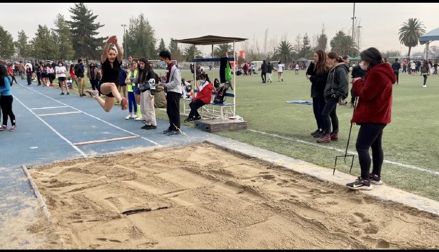 Luciana Pardo en salto