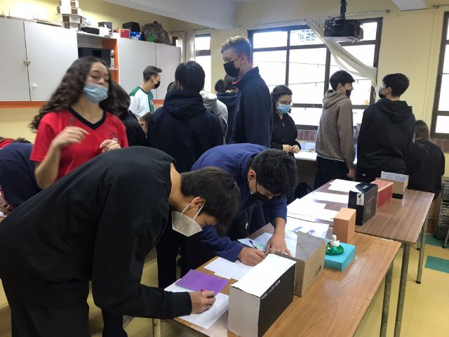 WEB NSDC 2022 - Presentación Trabajos de Ilustración III Medios - Electivo Arte - 17