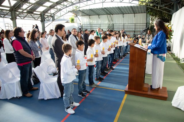 WEB NSDC 2022 - Primeras Comuniones en los 4° Básicos06