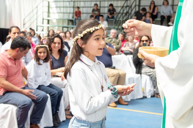 WEB NSDC 2022 - Primeras Comuniones en los 4° Básicos29