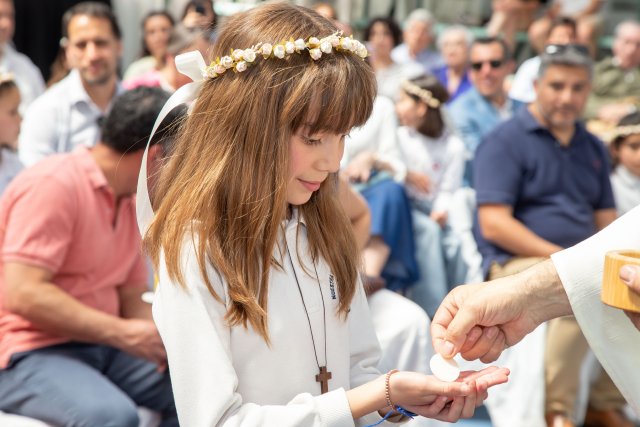 WEB NSDC 2022 - Primeras Comuniones en los 4° Básicos31