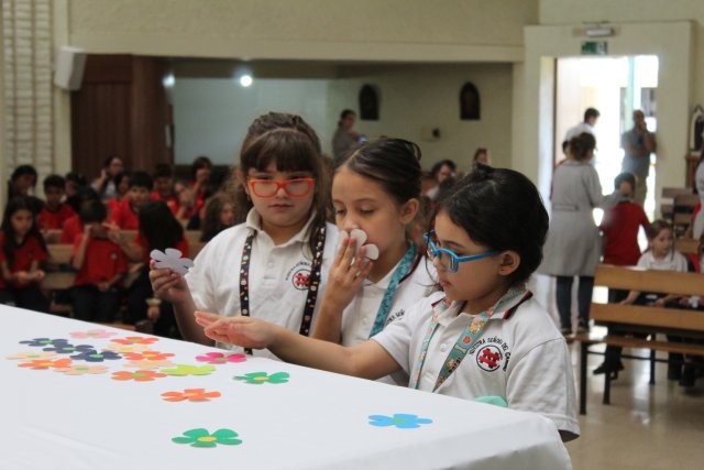 WEB NSDC 2023 - Semana Santa - Adoración a la Cruz 25