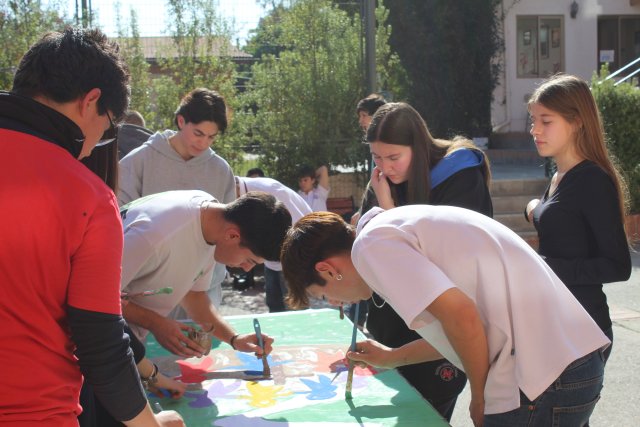 1 (4)WEB NSDC 2023 - III y IV Medios - Actividad con lienzos - Reflexión de jóvenes sobre nuestra sociedad