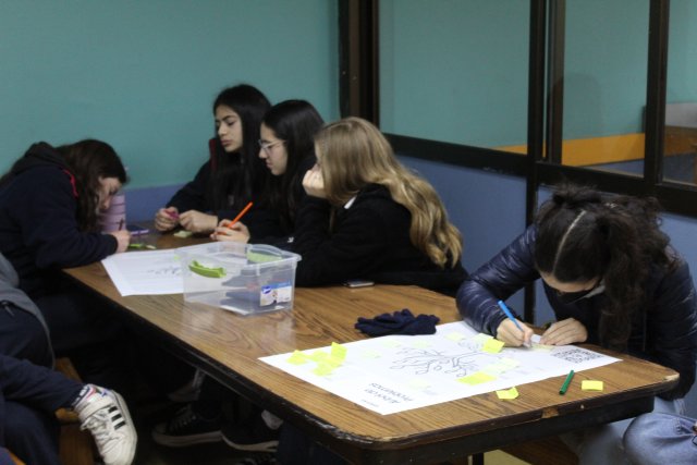 WEB NSDC 2023 - Concurso Departamento de Ciencias - Taller Solve for Tomorrow en II Medios - 12