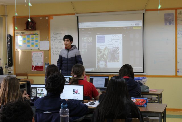 NSDC 2024 - II Medios crean cómics en su clase de Educación Tecnológica