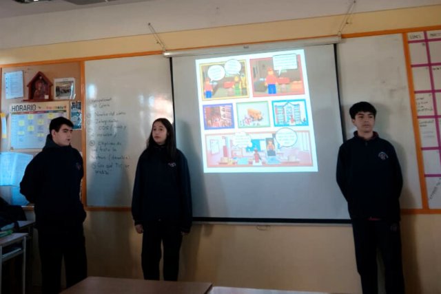 NSDC 2024 - II Medios crean cómics en su clase de Educación Tecnológica