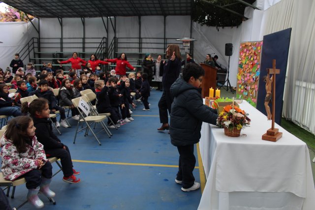 Aniversario 33: Celebración del Día de Nuestra Señora del Camino